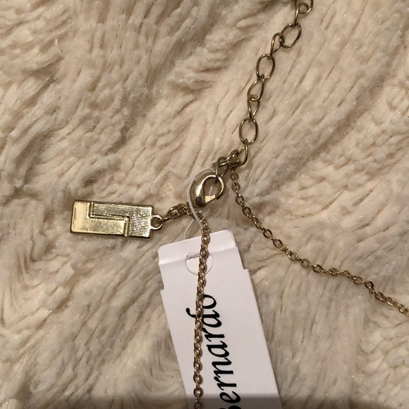 Initial necklace, letter R - Picture 3 of 4